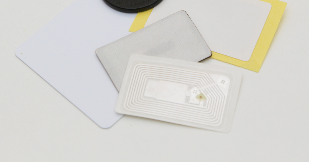 RFIDタグのセレクションガイド!用途に合わせた適切な製品の選び方を解説